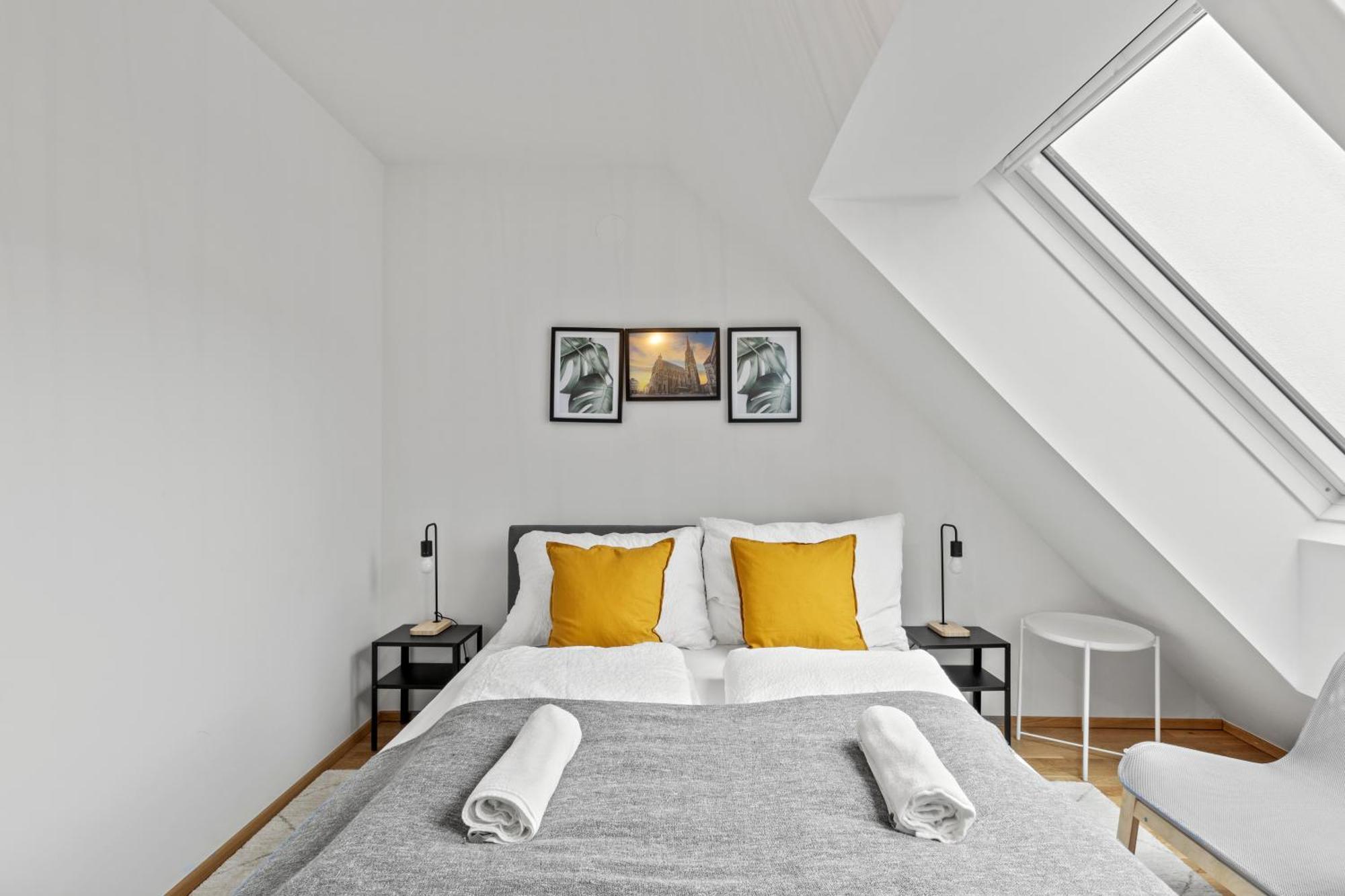 1 Min To Public Transport - 3 Min To Supermarket And Pharmacy - On-site Parking For 19,90 Eur Wien