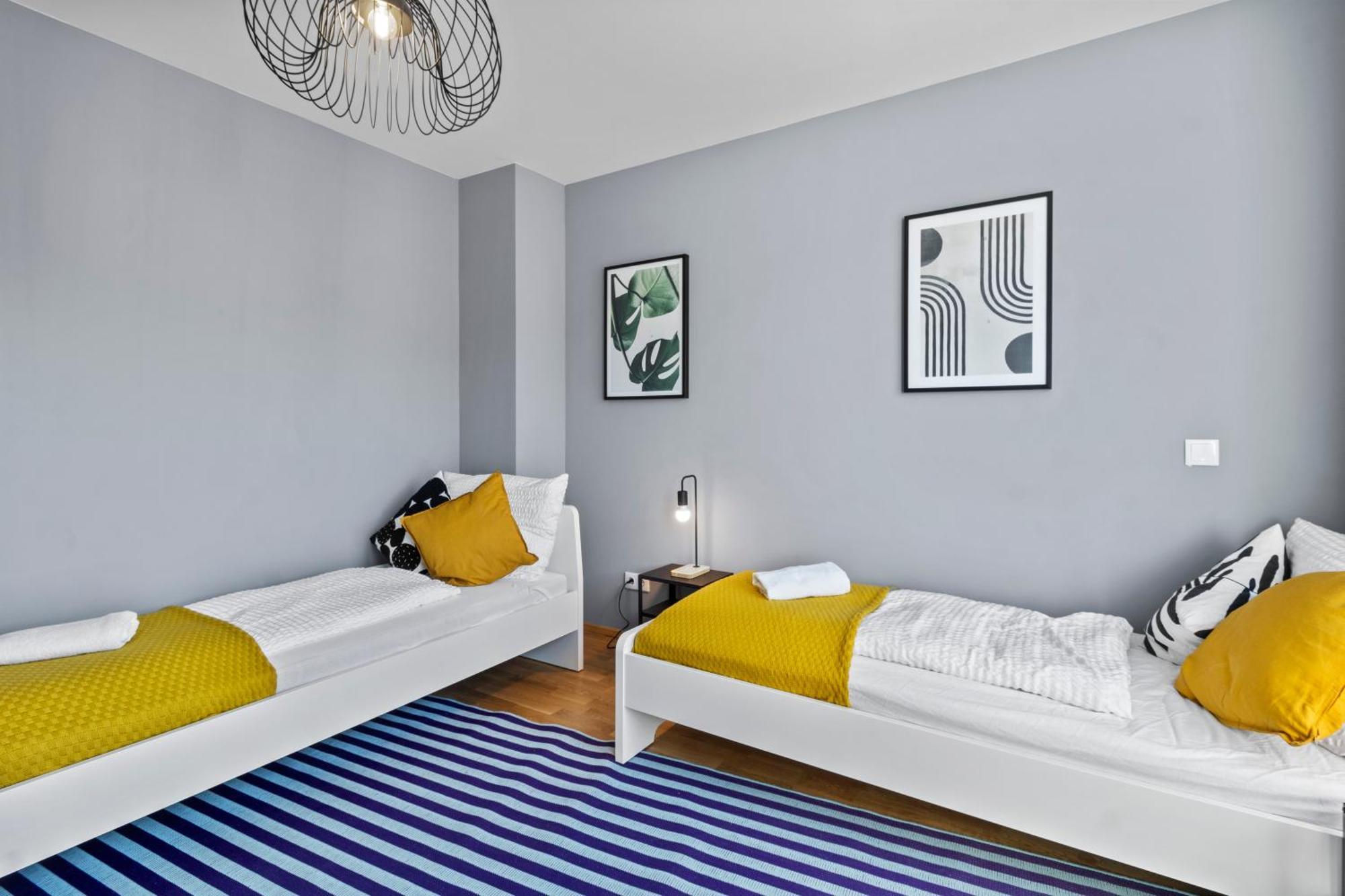 1 Min To Public Transport - 3 Min To Supermarket And Pharmacy - On-site Parking For 19,90 Eur Wien